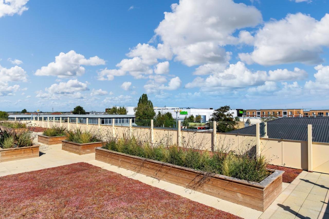 St Martins 2 Bedroom Apartments In Ruislip By 360 Stays Exterior foto